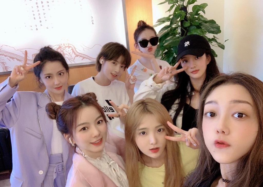 又一个中国男团正式出道了，又一个中国男团要“糊了”