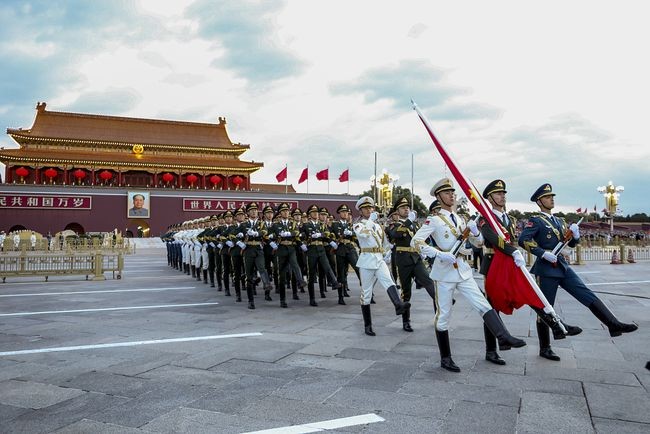 13关于国庆节的现代诗歌(爱国的古诗诗歌鉴赏) _力贝号