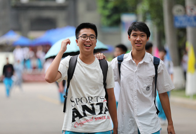 高考迎来“喜讯”，一二三本或被取消，部分学生们欢呼雀跃