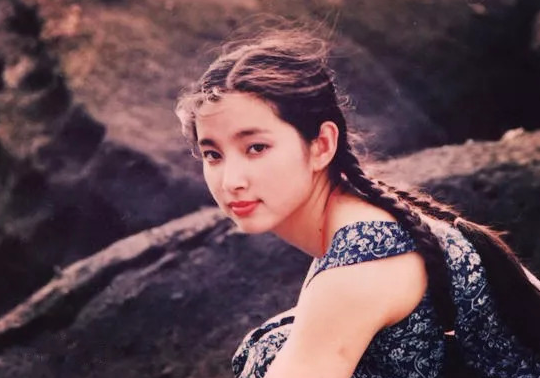 盘点娱乐圈当过老师的八位明星，有人当过小学老师，有人教过体育