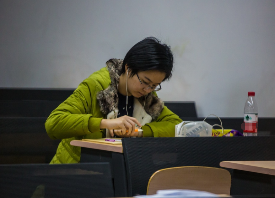 考研难度很大的几个专业，不仅人多分数线还高，你报考的哪一个？