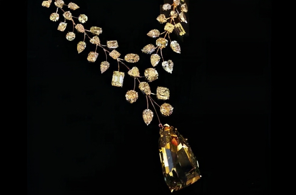 世界上昂贵的 10 件钻石珠宝,设计的款式怎样,有没有闪到您的眼