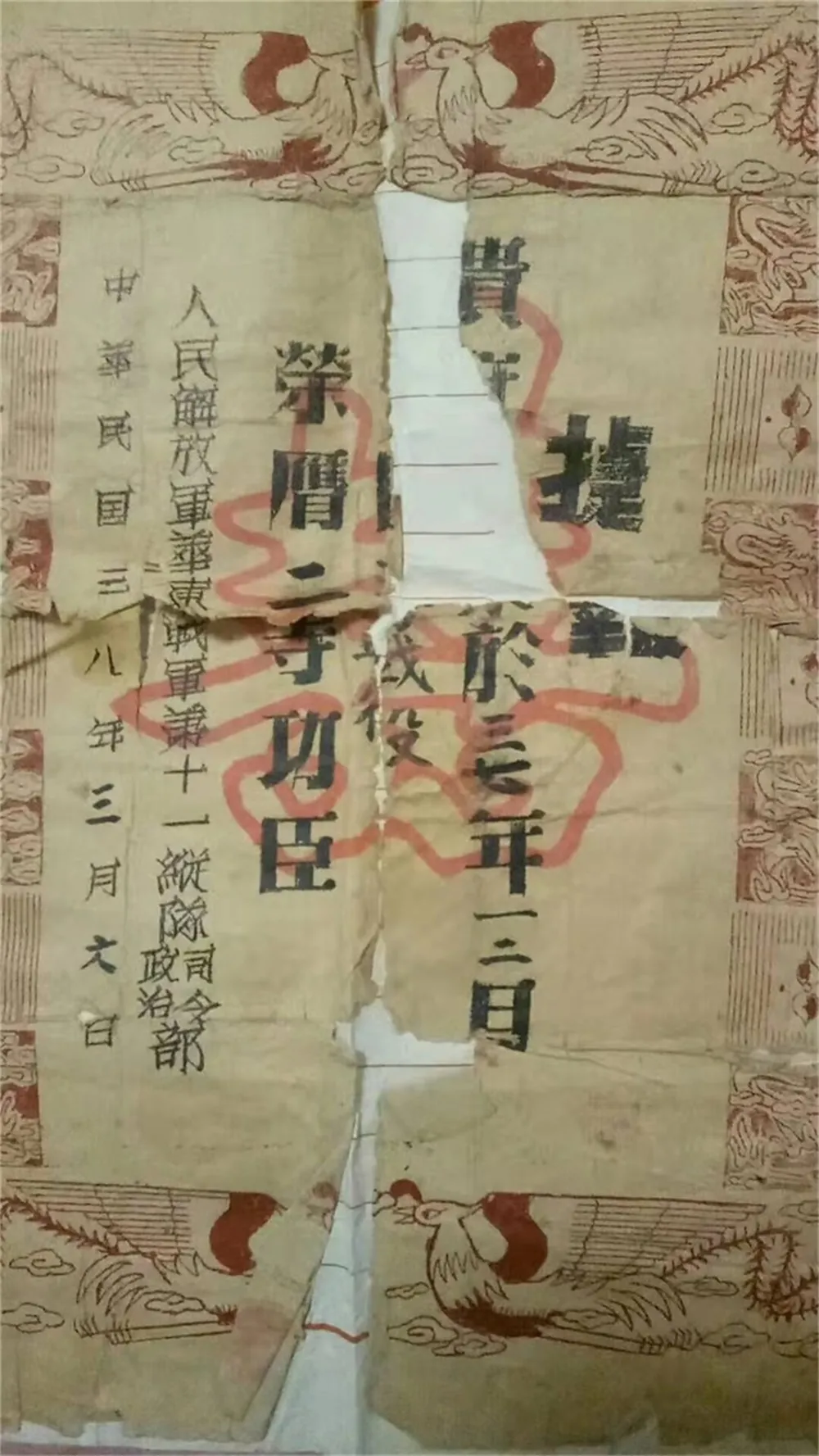 “老槐树”下这位狙击教头火了，颜值与实力同在！