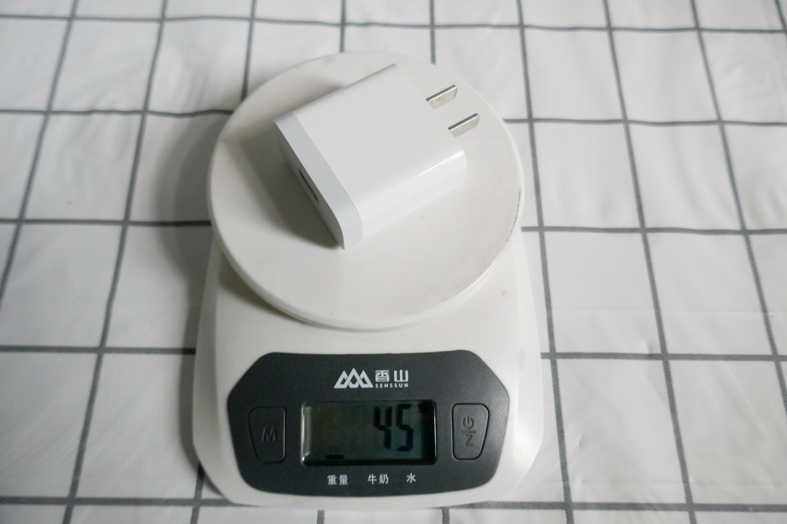 短小精悍，超级快充——AOHI/奥海65W氮化镓充电器测评