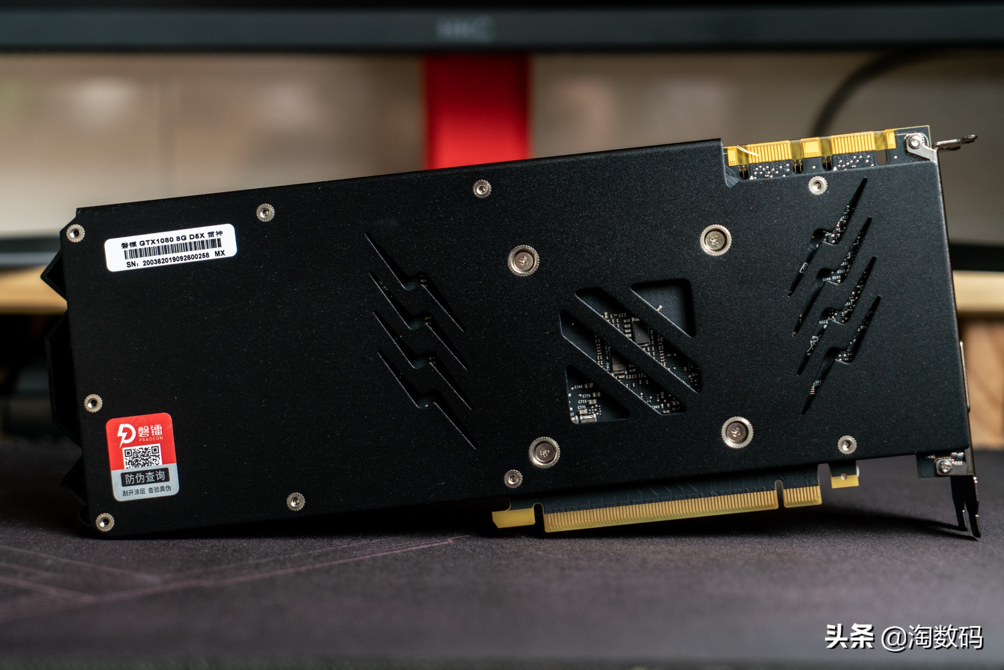头铁入手￥1799的GTX1080显卡，先拆再测保平安，还一年保修