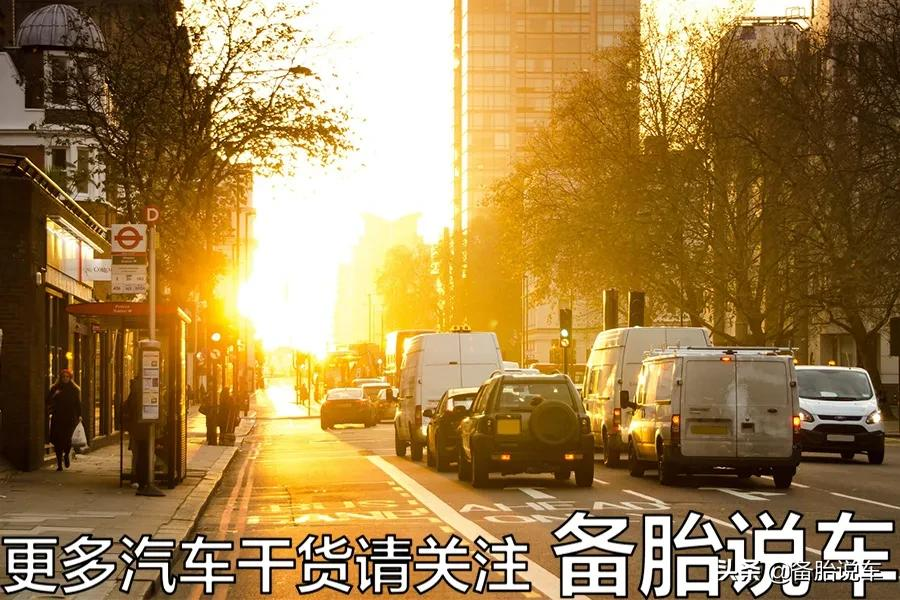 10万块的车子,1年开多少公里才不算浪费?和打车比,谁便宜?
