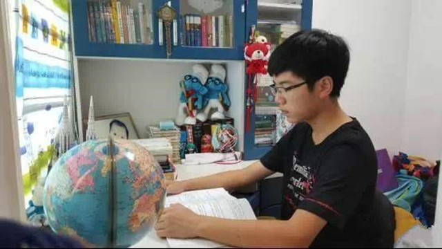 对他，北大可降200分录取，而后没去高考也被录取，他有多优秀？