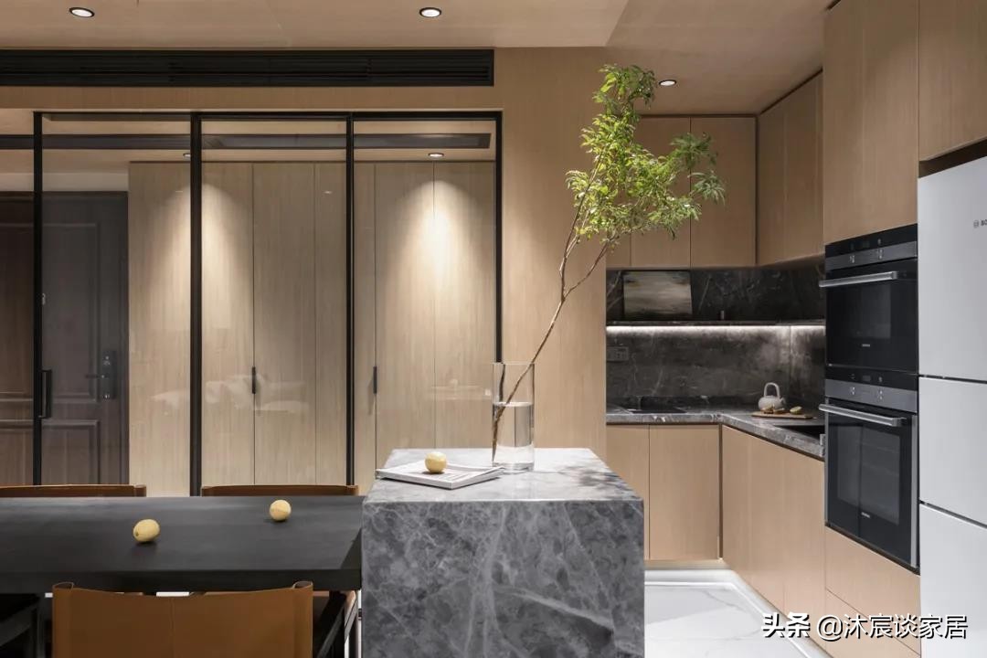 深圳姑娘晒出婚前过渡期住房，121㎡一室一厅，网友：羡慕哭了