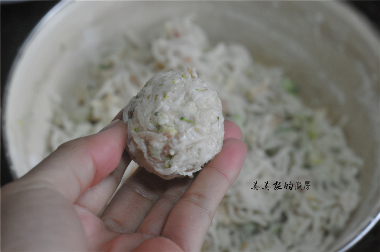 素菜吃出肉的滋味，入锅一蒸人人爱！春天多吃，清清爽爽最是香