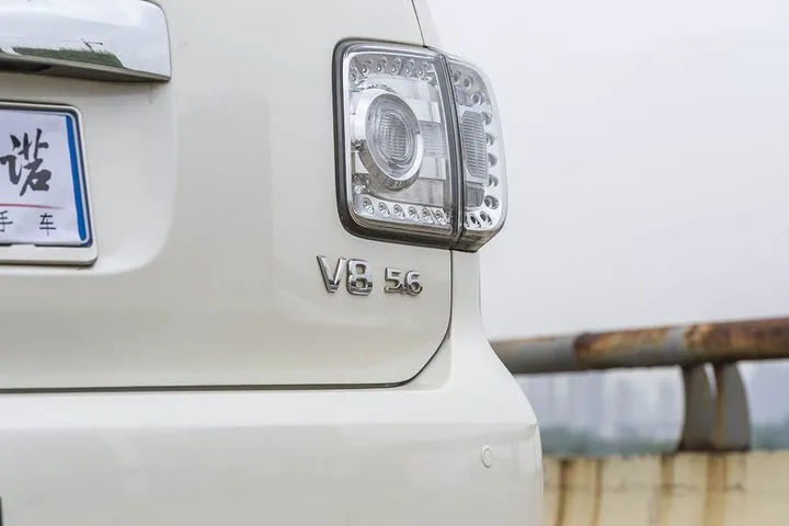 配置顶天的越野强者——V8日产途乐