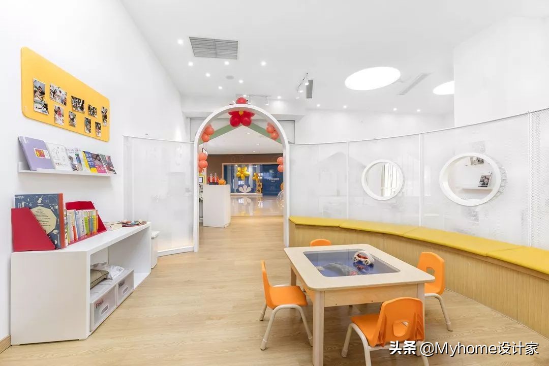 这面墙是孩子的游乐场，成人的玩具体验店，270㎡玩乐中学习
