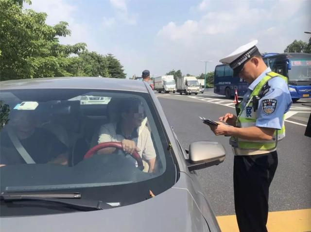 未系安全带的扣分要怎么处理，要立即处理吗