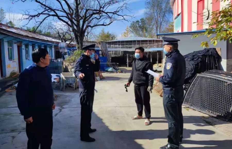 平安长安警相随 | 西安市公安局长安分局持续开展平安建设宣传活动