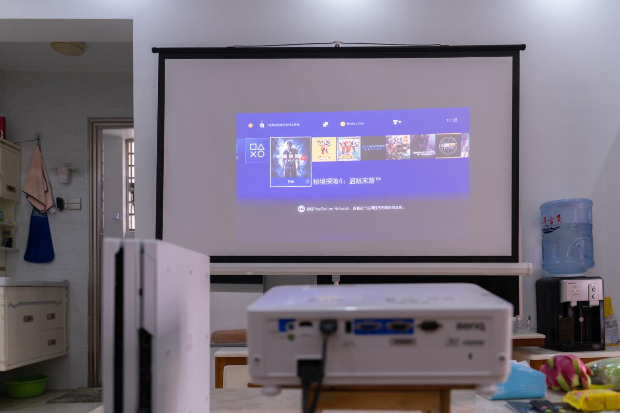 家里适合装投影机吗？你应该问该装哪款投影机