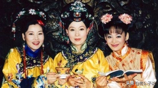 10大“秘史美人”今昔对比，有人改名退圈，有人成导演“小女友”