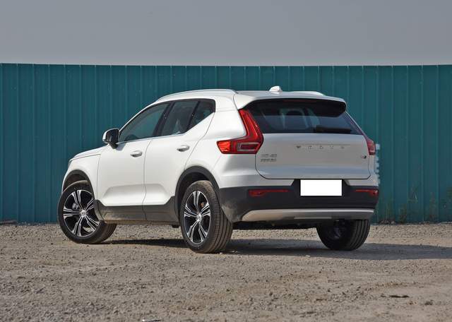 上班族手握20多万预算，可考虑这3款车型，开出去面子里子都有