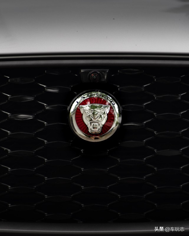 试驾全新捷豹F-Pace SVR高性能版：为何不直接换路虎揽胜？