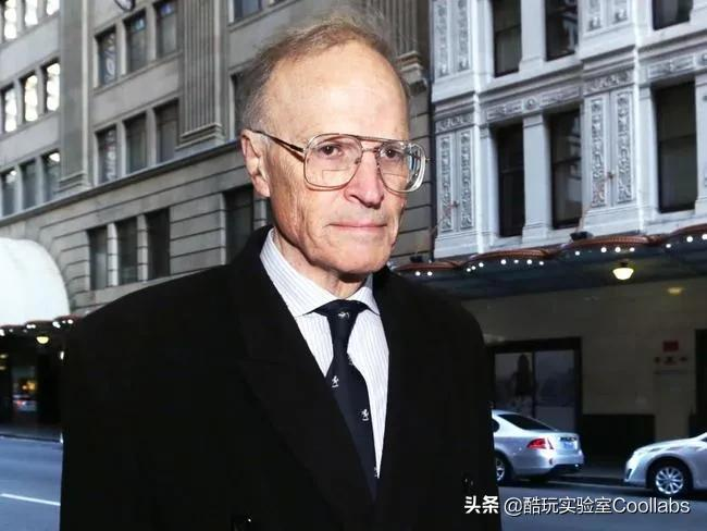 年薪80万卡车司机当选美国“人大代表”，却查出了黑社会背景...