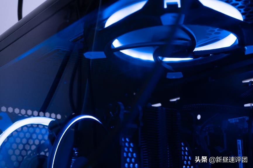 機(jī)箱內(nèi)的RGB也有門道?一文解析讓你看懂12V RGB和5V ARGB的機(jī)密