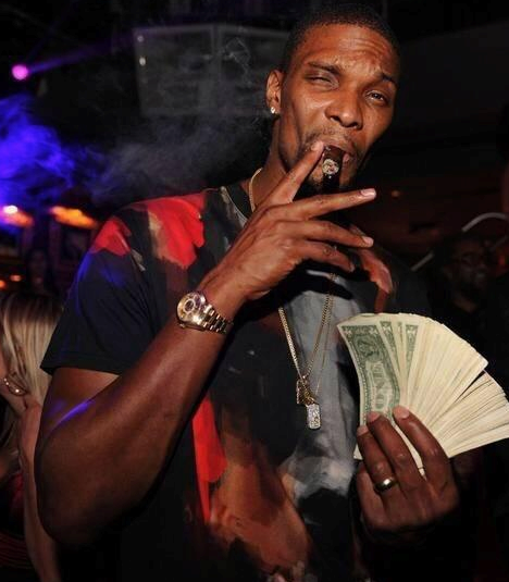 nba有哪些抽烟(nba球星抽雪茄都啥样?库里显生涩 安东尼最有匪气)