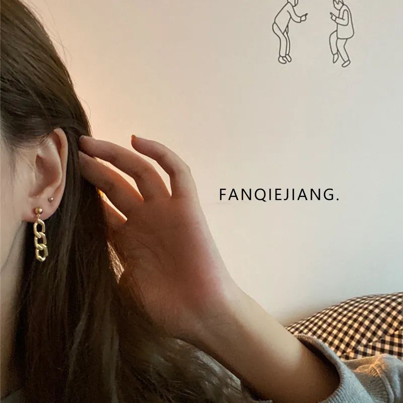 新款耳环批发厂家价格，这20款绝美耳环超显脸小？