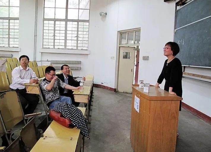 回味洛阳工学院北院的标志性建筑