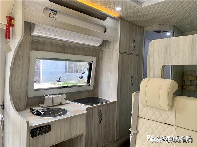 售价31.8万起 佳乐2020款国六考斯特房车实车图曝光