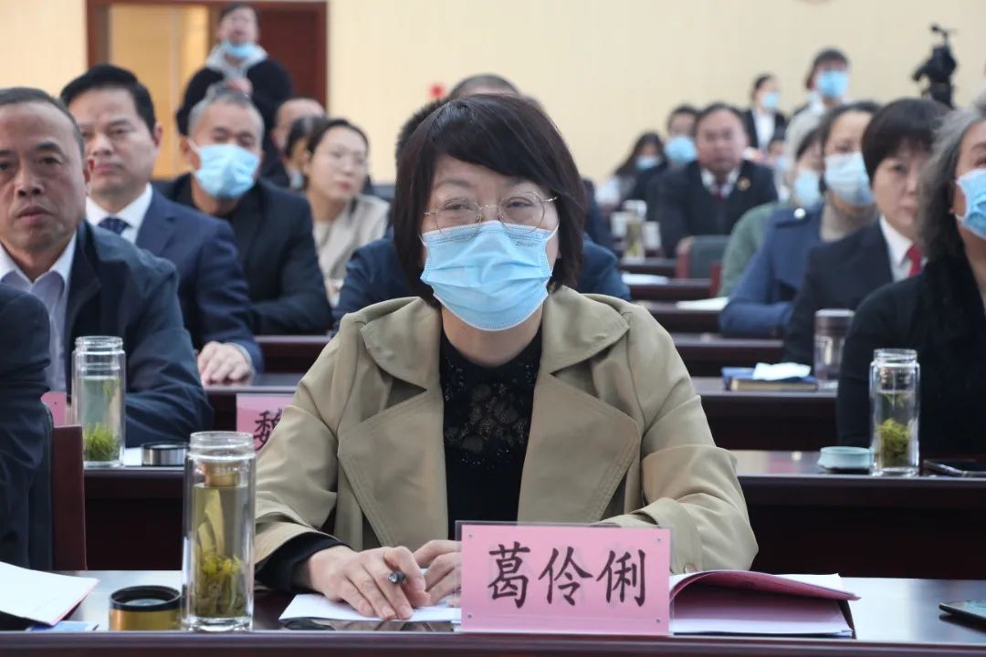 控辩争锋 析法明理——检察官律师辩论大赛高手过招，“辩”出法治正能量