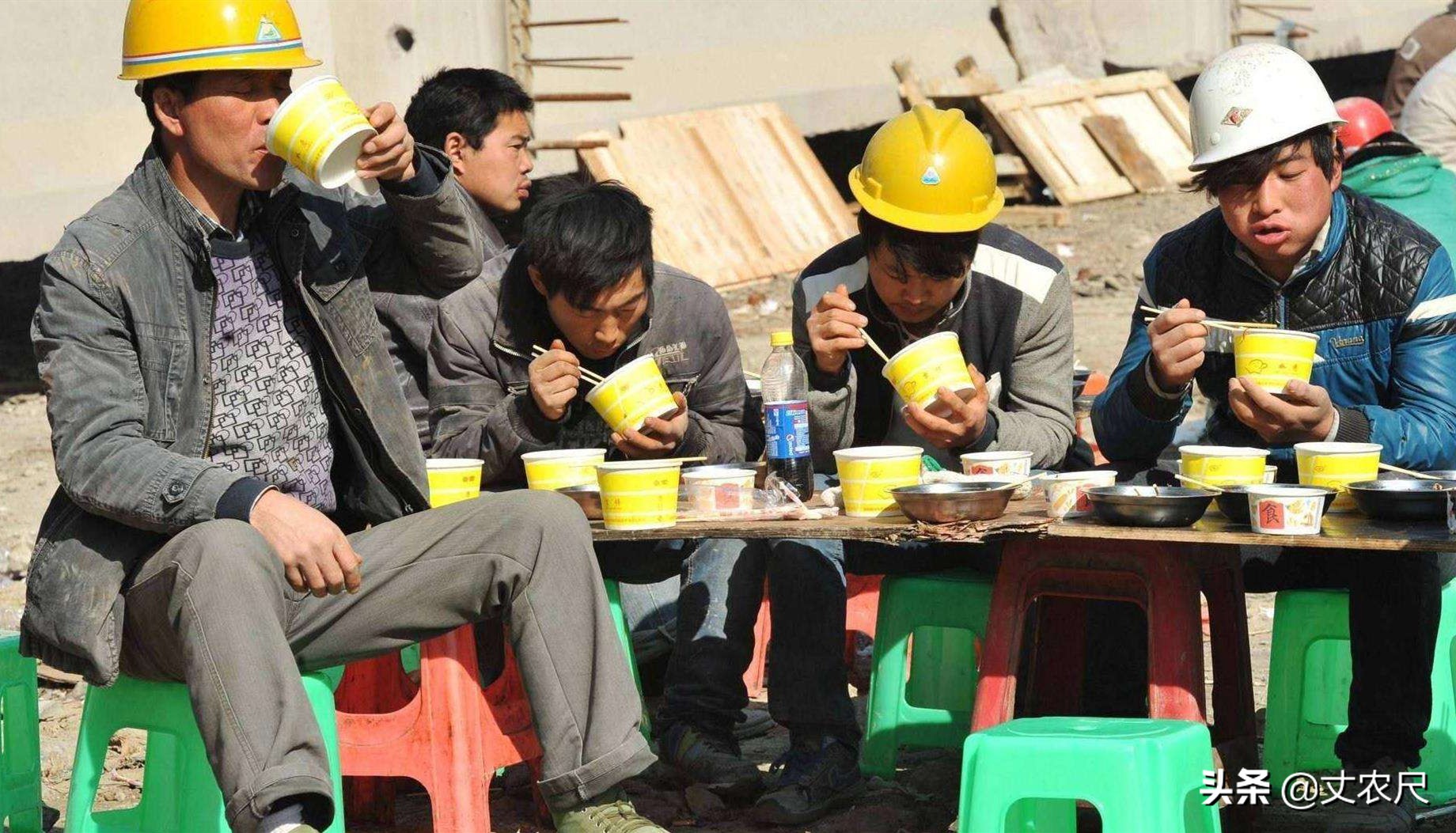 国家再抛13%补贴，时隔8年，“家电下乡”却在农村吃了瘪