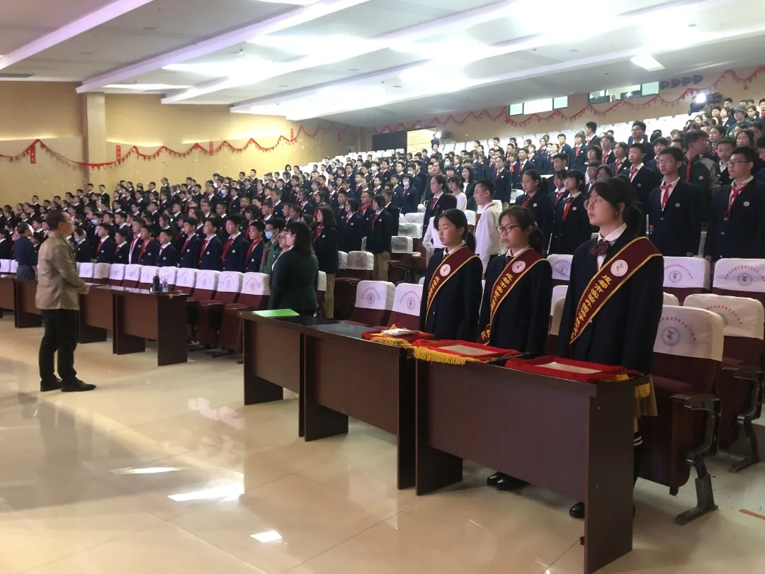 见贤思齐，智慧学习！实外五龙山建一种文化，成就一群懵懂少年