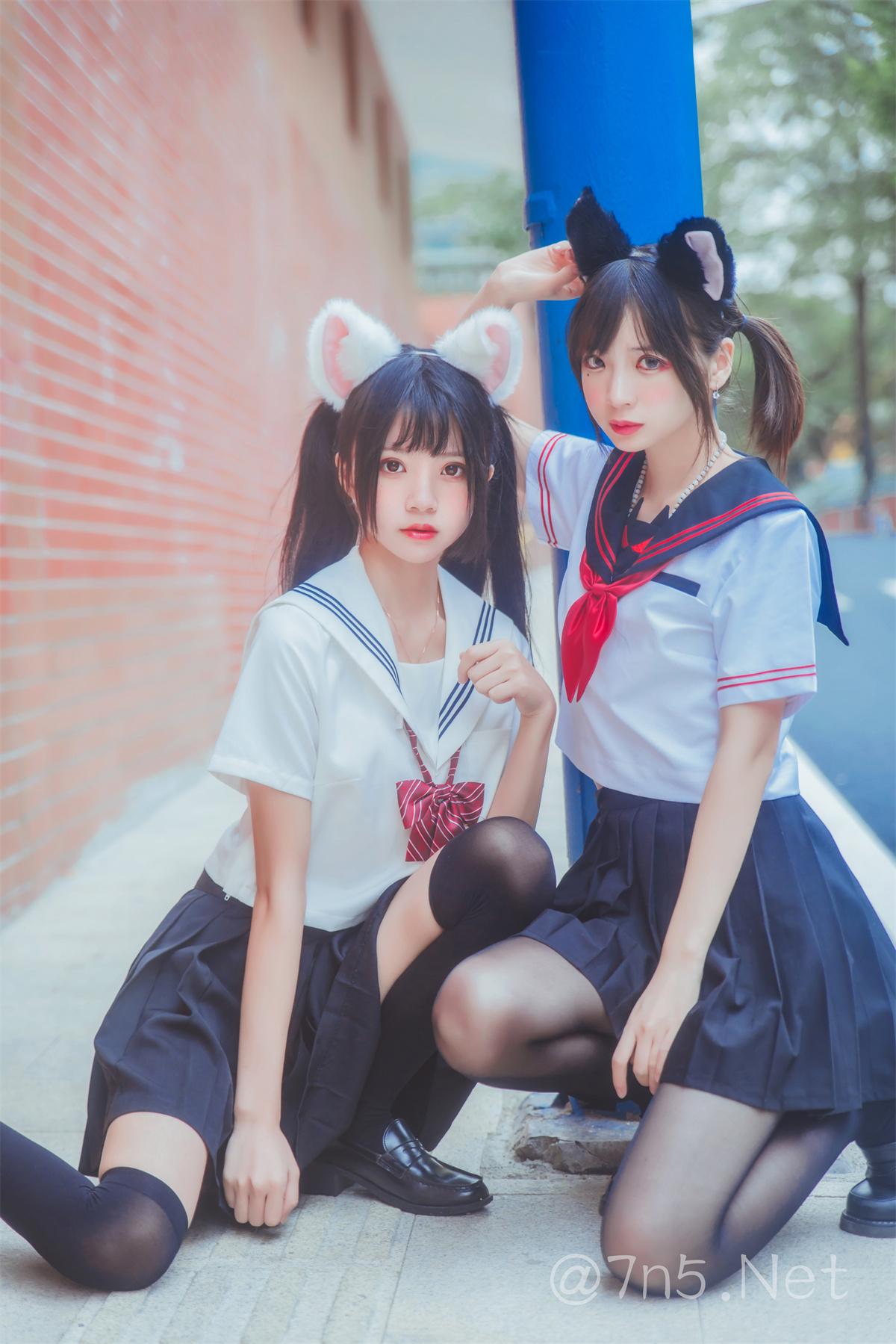 网络红人@疯猫ss 桜桃喵 - JK百合2 [33P-393MB]