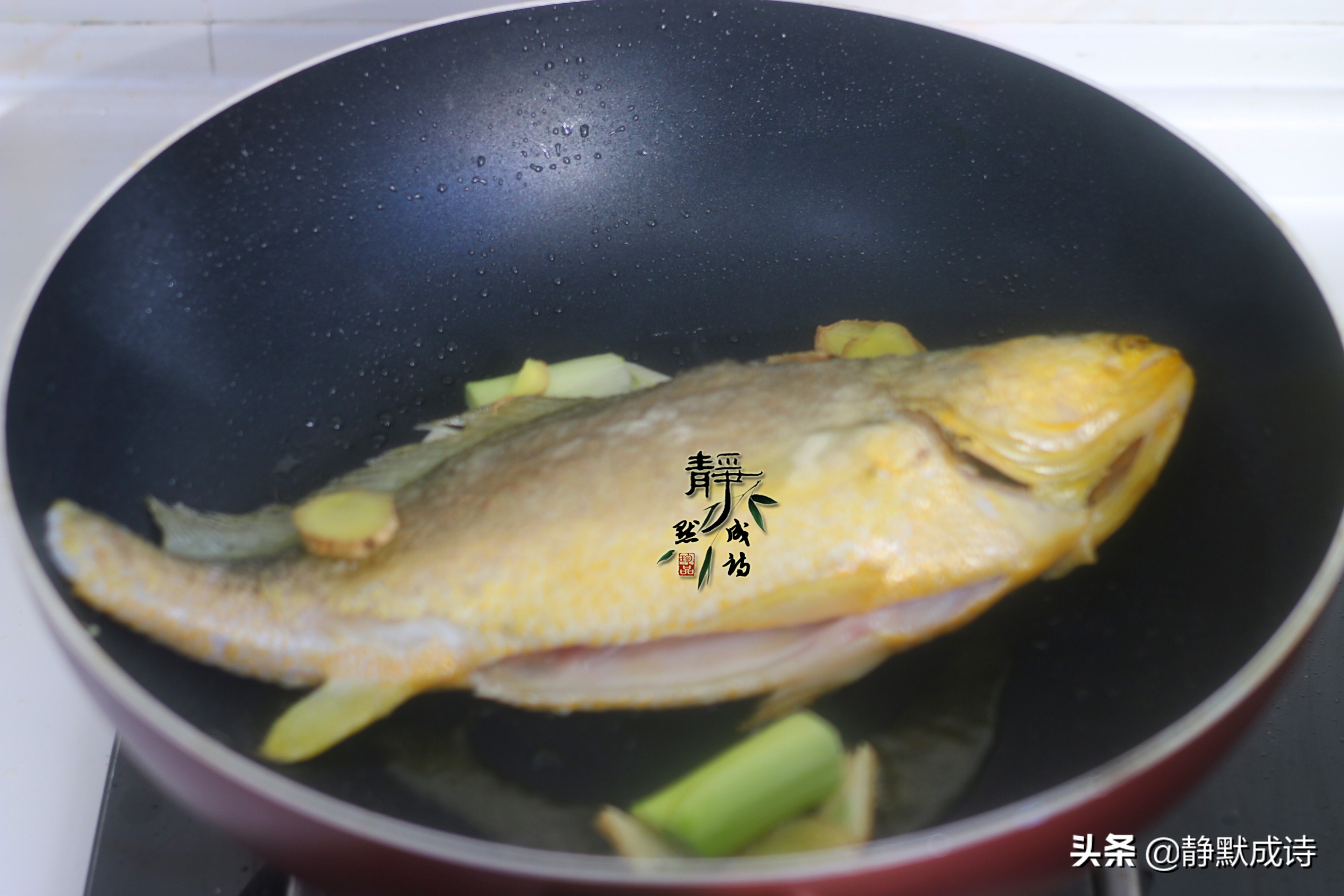 春节家宴没它不成席，黄花鱼这么做，比带鱼都受欢迎，好吃又解馋