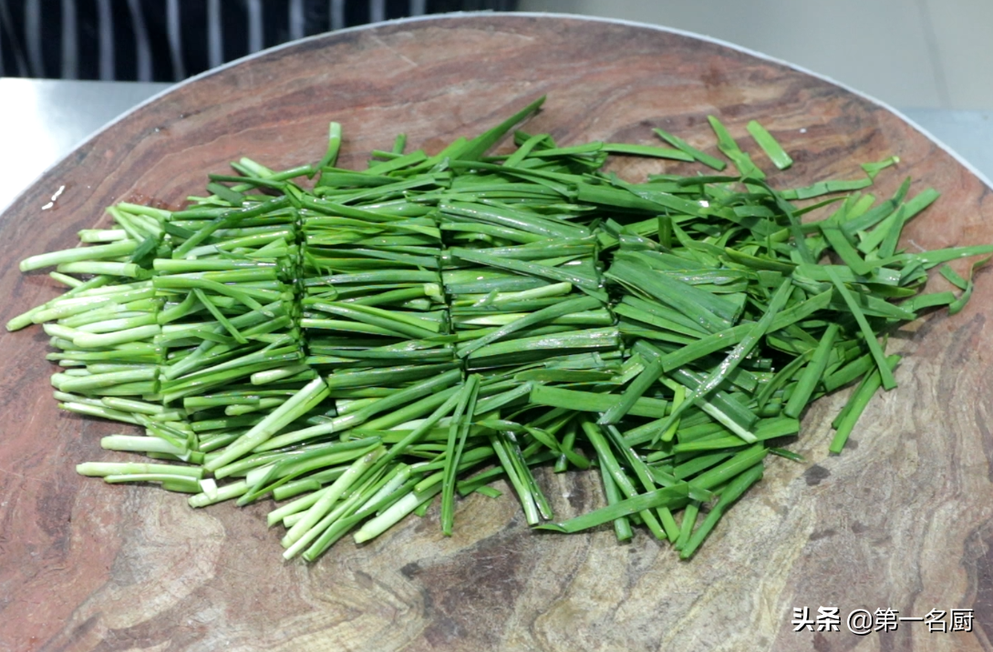 韭菜炒什么好吃家常菜（分享韭菜最好吃的家常做法）