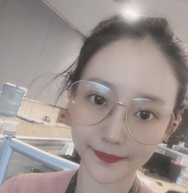 金庸小说中的情感纠葛：五大角色的情感背叛与救赎之路