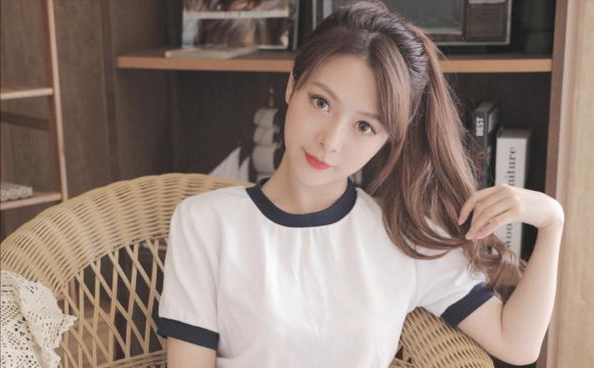 追求爱情的单身女性，对“宁缺毋滥”的坚持，会遇到白马王子吗？