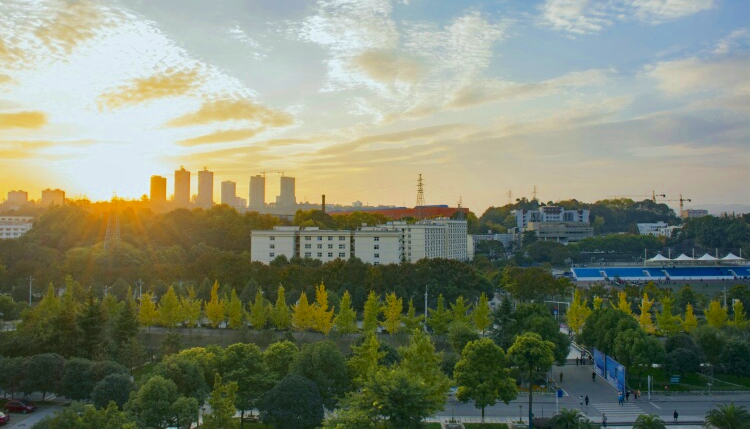 湖北宜昌有三峡大学，重庆三峡学院更名大学会如何命名呢