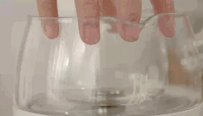 荣获德国红点设计奖的煮茶器，颠覆传统，煮倒一体，让喝茶更方便