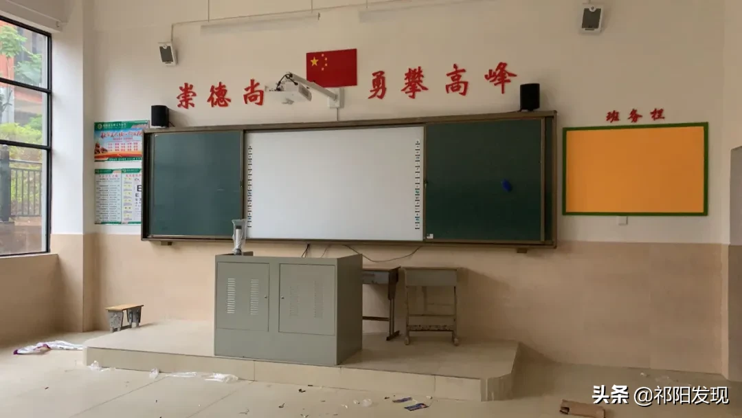 祁阳新建的宝塔小学，文昌中学托管的公立学校，学位将近两千多个