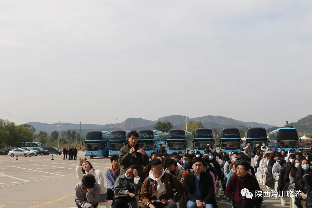 “景区高校 深度联动”校企合作咸阳师范学院设计学院毕业生走进洽川景区调研