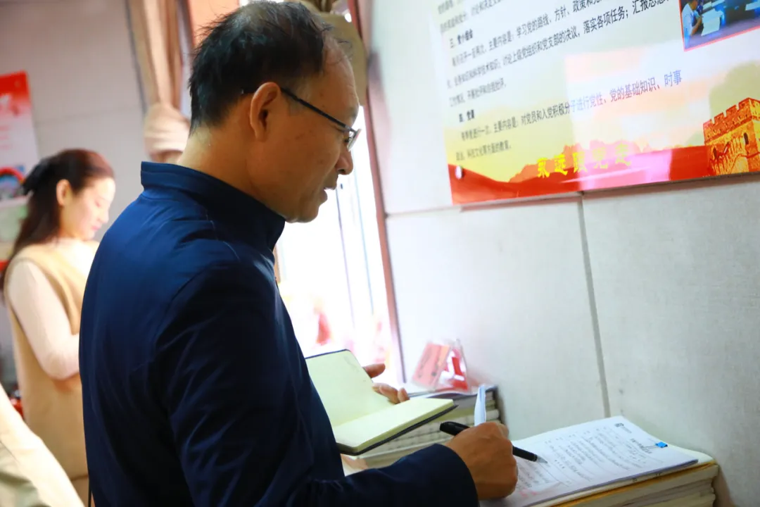 壽光圣城中學(xué)初中部:視導(dǎo)領(lǐng)航助成長(圖5) 壽光圣城中學(xué)初中部:視導(dǎo)領(lǐng)航助成長(圖5)