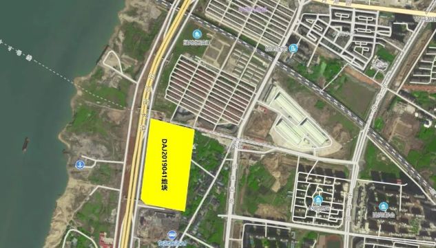 象湖滨江“C位盘”！地铁+江景+商圈，这个纯新盘大有“江”来