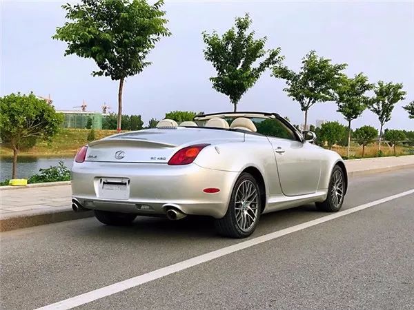 雷克萨斯生产的唯一一款敞篷跑车——凌志sc430