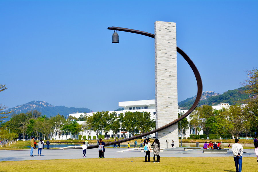 汕头大学本科生学费全免！往年录取分数线是多少，考生请看过来