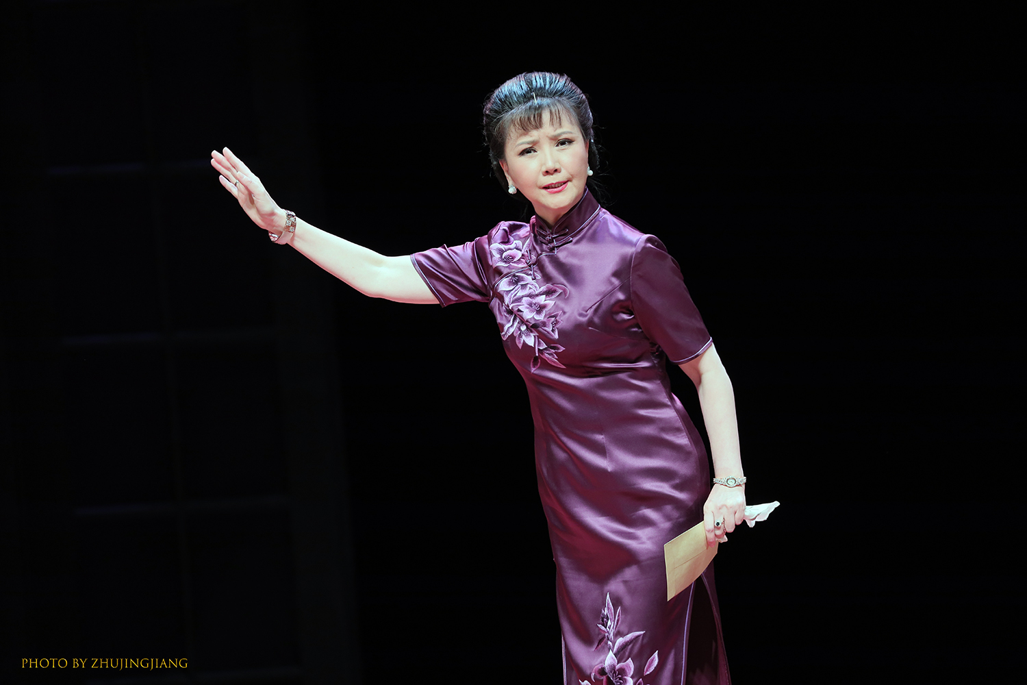 新版沪剧《雷雨》,茅善玉演绎"最残酷的爱和最不忍的恨"