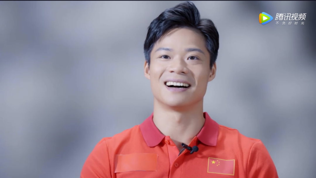 苏炳添百米封神后，“添嫂”曝光，从校服到婚纱的爱情太甜了