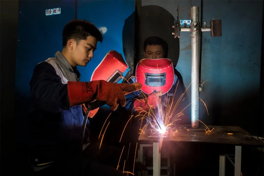 考不上高中的孩子去哪了