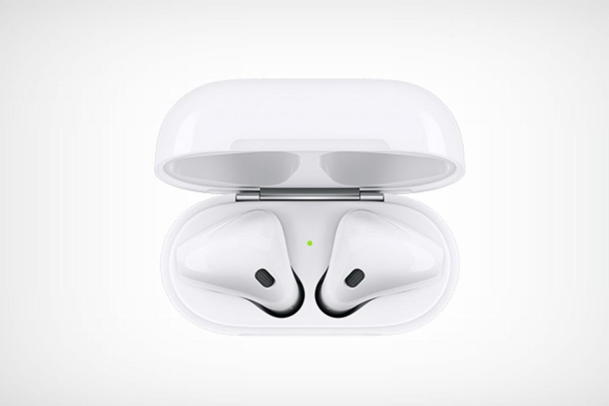 苹果AirPods三代发布，二代耳机反而更香了？跌破千元受到热捧