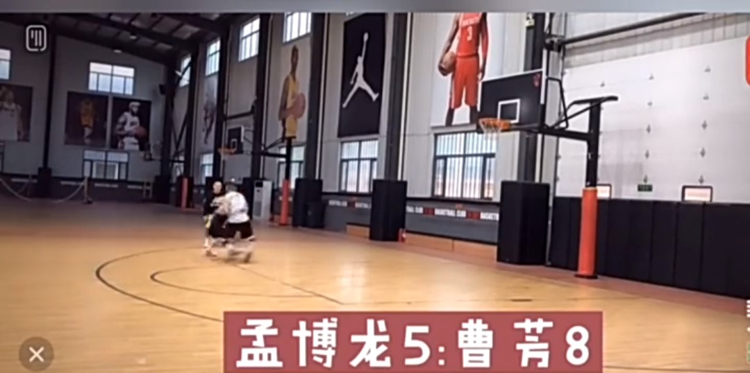 曹芳为什么不打nba(顶尖街球手曹芳，完胜CBA职业球员。球迷：差距这么大的吗？)