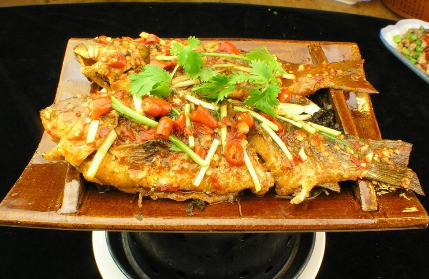 馋哭！四川成都的这4大特产美食，游客必吃，不吃白来成都一趟