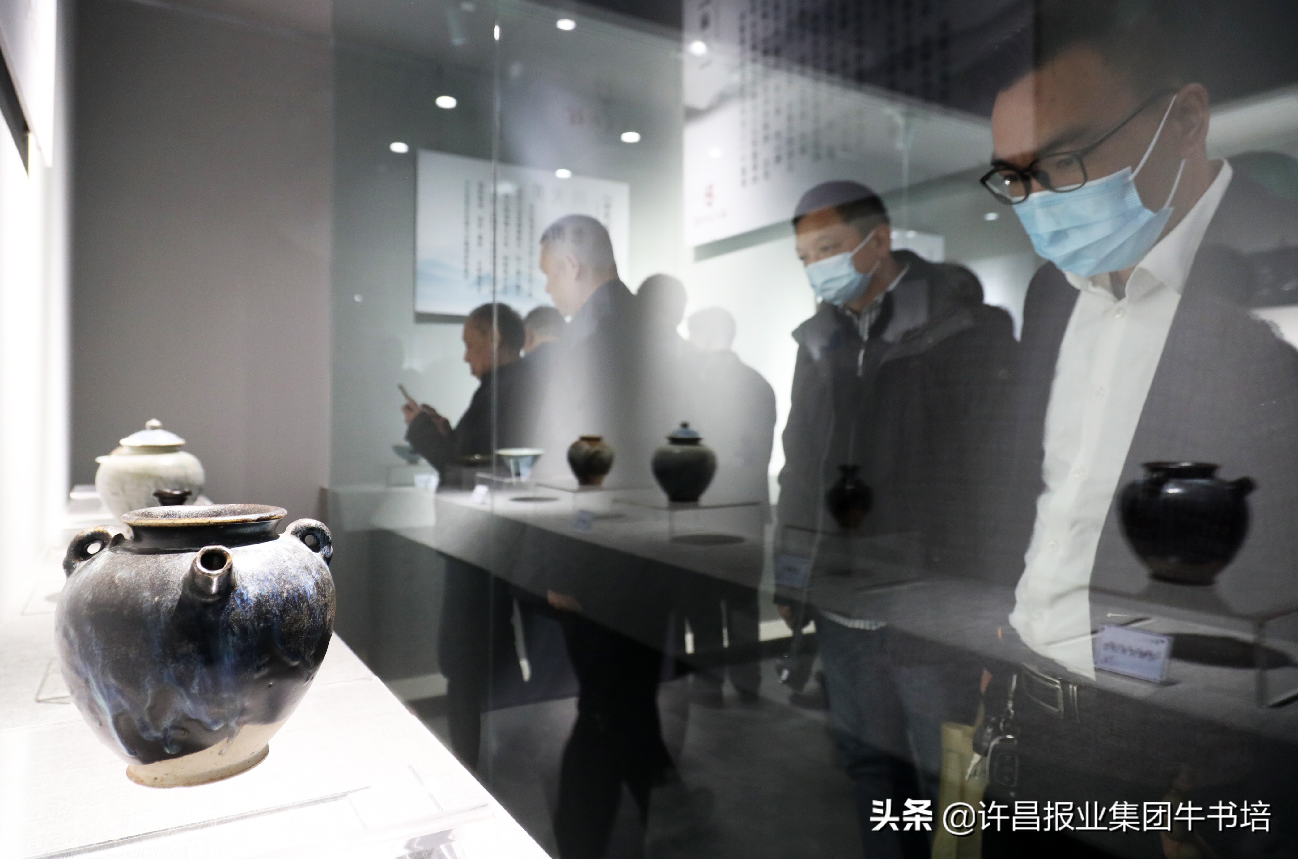 “中国钧瓷之都”河南禹州钧天美术馆开展历代钧瓷精品展